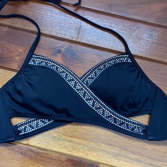 Pink Victoria’s Secret Studded Criss Cross Bikini Top XS - Picture 6 of 8